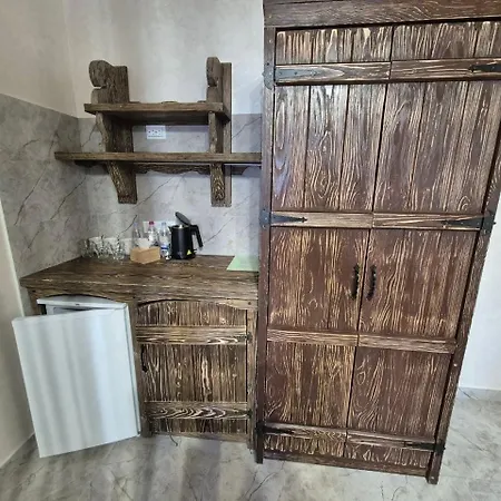 княжий двір 酒店 亚列姆切